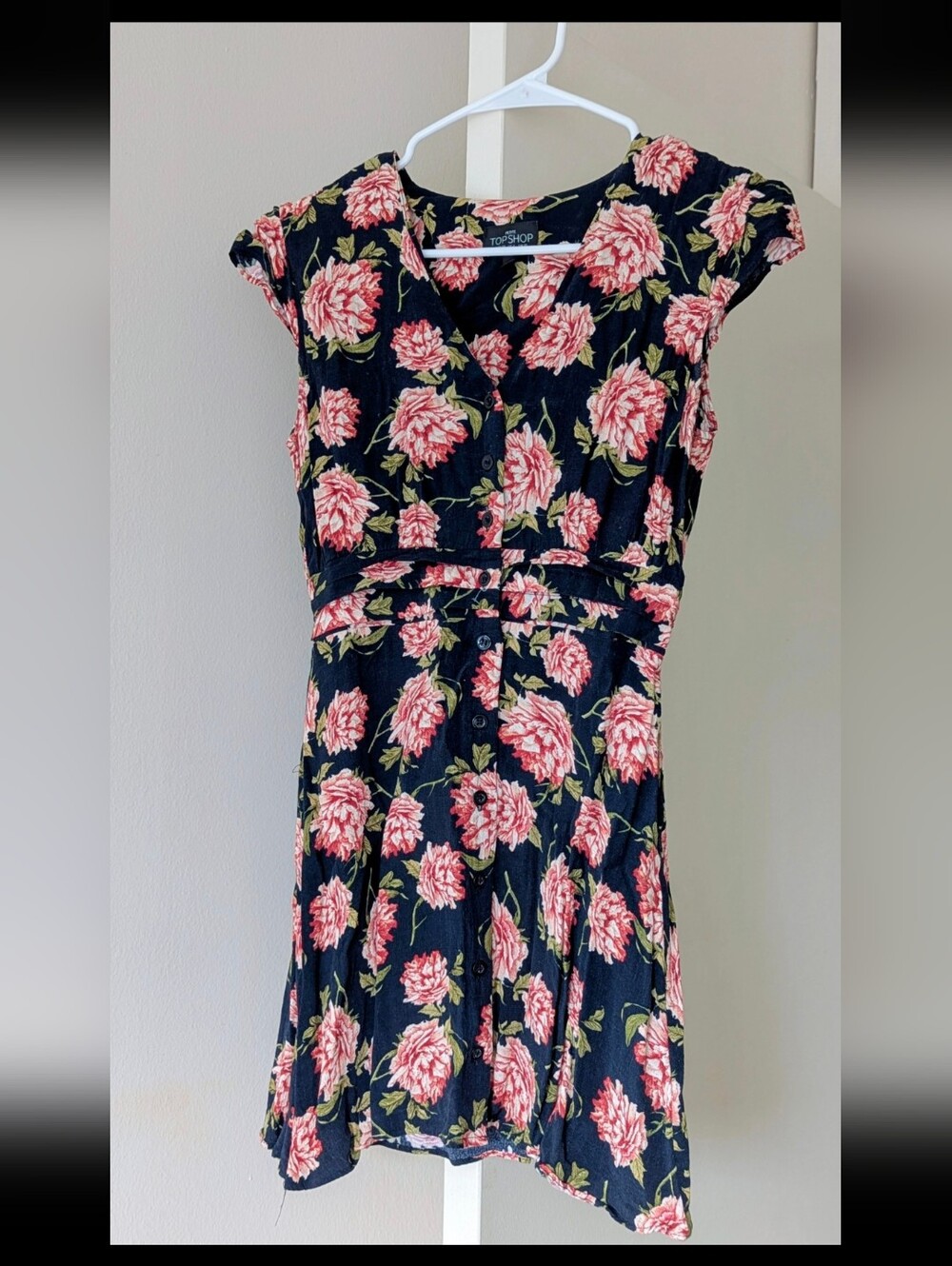 TOPSHOP Petite Button-Front Floral Dress with Pink Rose Print